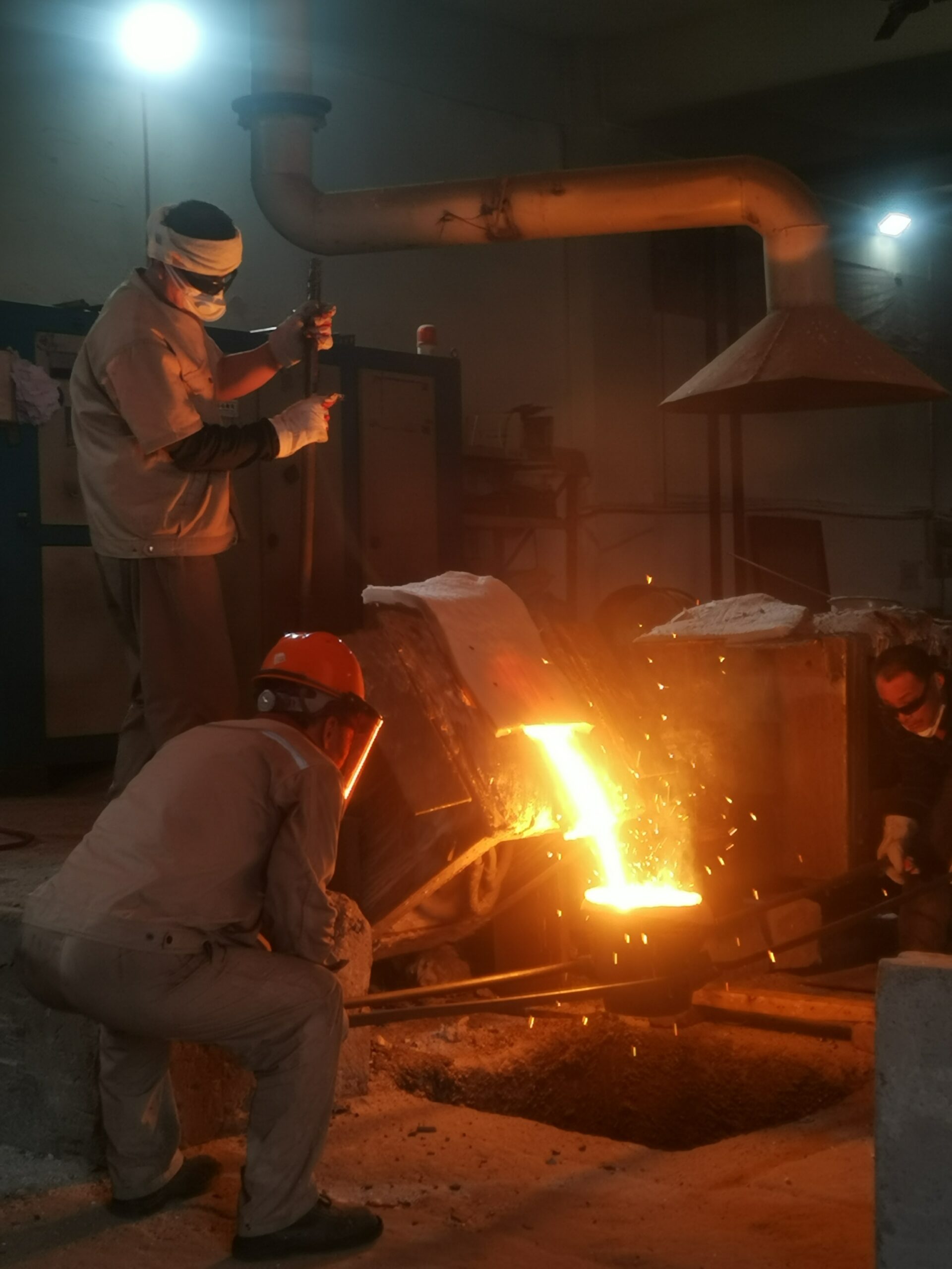 Pouring Shop – Hengke investment casting process